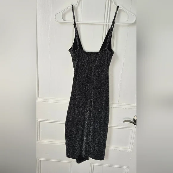 Max + Ash Dress - Picture 3 of 3